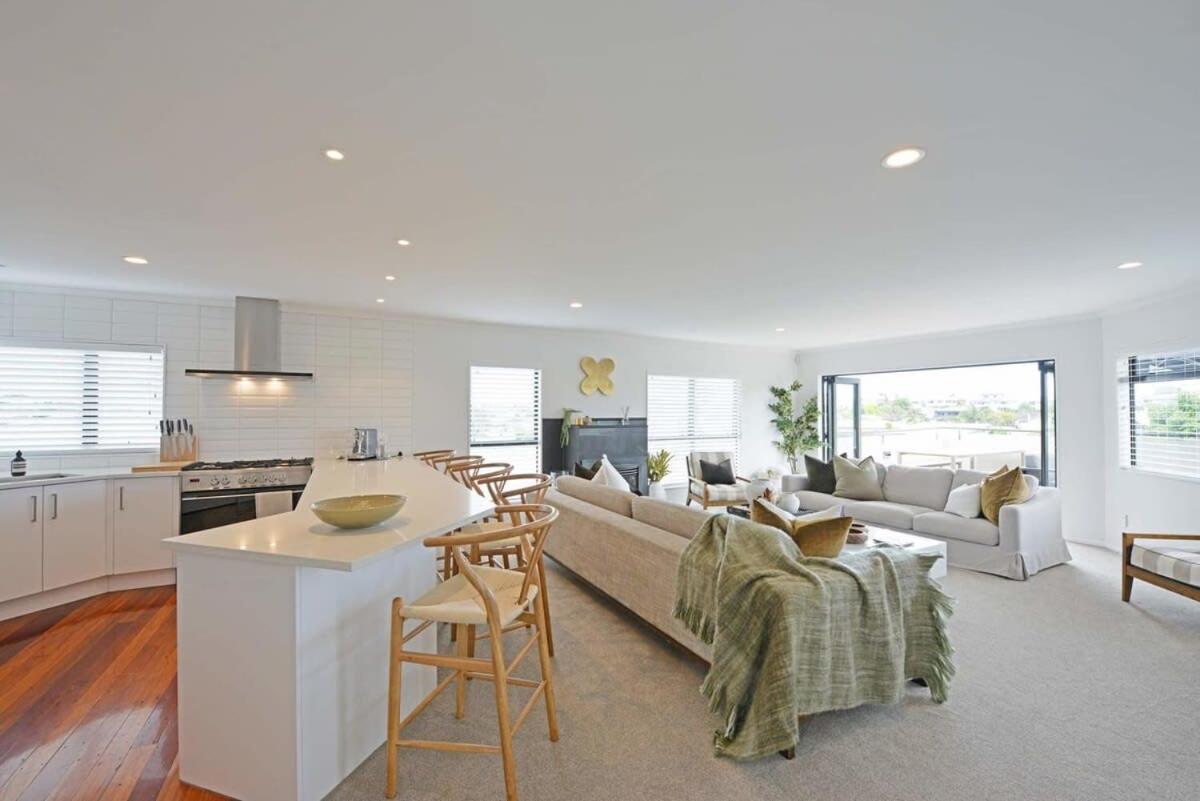 Escape To High End Comforts On Riverton Villa Mount Maunganui Esterno foto